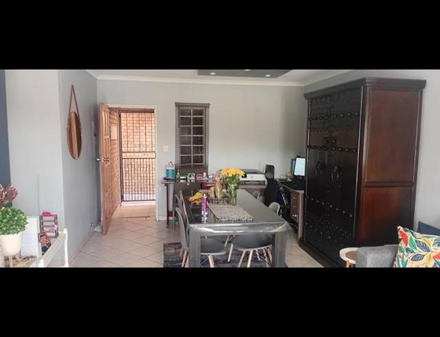 2 BEDROOM TOWNHOUSE FOR SALE IN THE WILDS